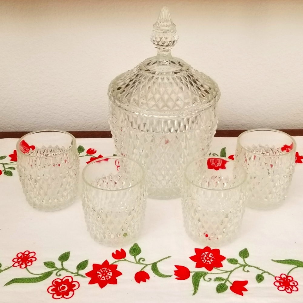 Vintage Diamond Point drink set